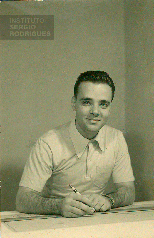 Sergio Rodrigues at age 23, period when he studied at the University of Brazil's National School of Architecture (today the Federal University of Rio de Janeiro's College of Architecture and Urban Planning - FAU/UFRJ), Rio de Janeiro, 1950.