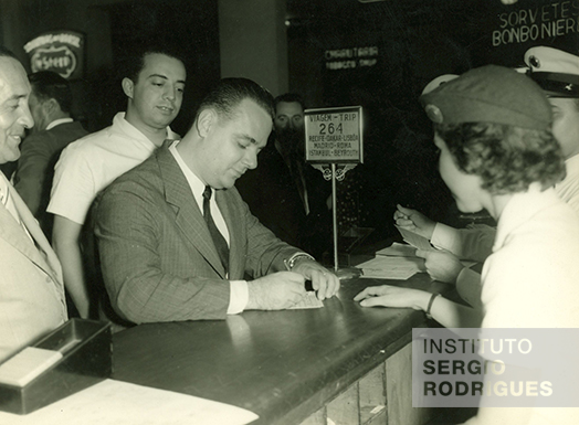 Sergio Rodrigues' boarding to undertake the interior architecture project for the Pamphilj Palace, Embassy of Brazil in Rome, Italy, in 1960.